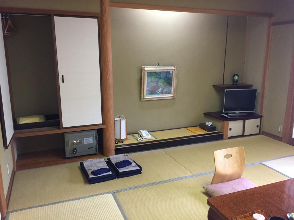 Ryokan Mitsuwa Toyooka  Bagian luar foto