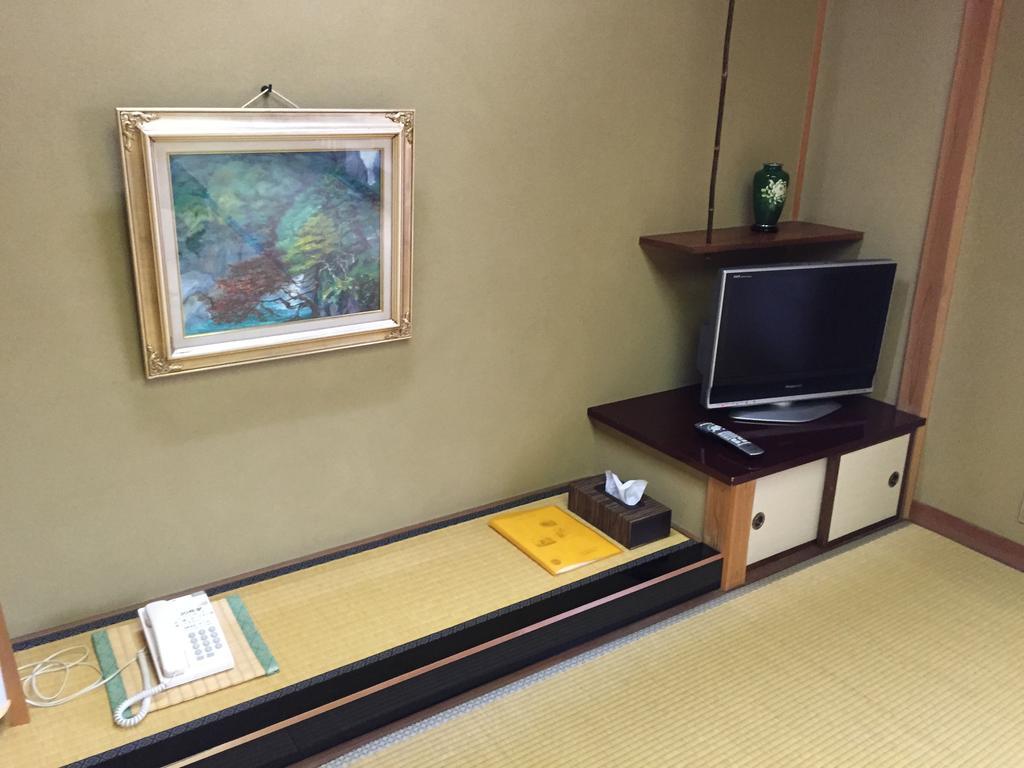 Ryokan Mitsuwa Toyooka  Bagian luar foto
